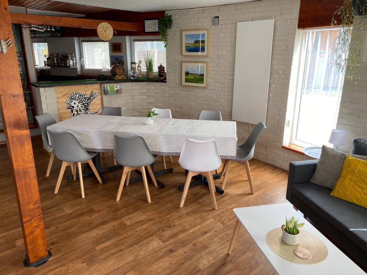 U Vrabcaka Appartement Zlonin Buitenkant foto